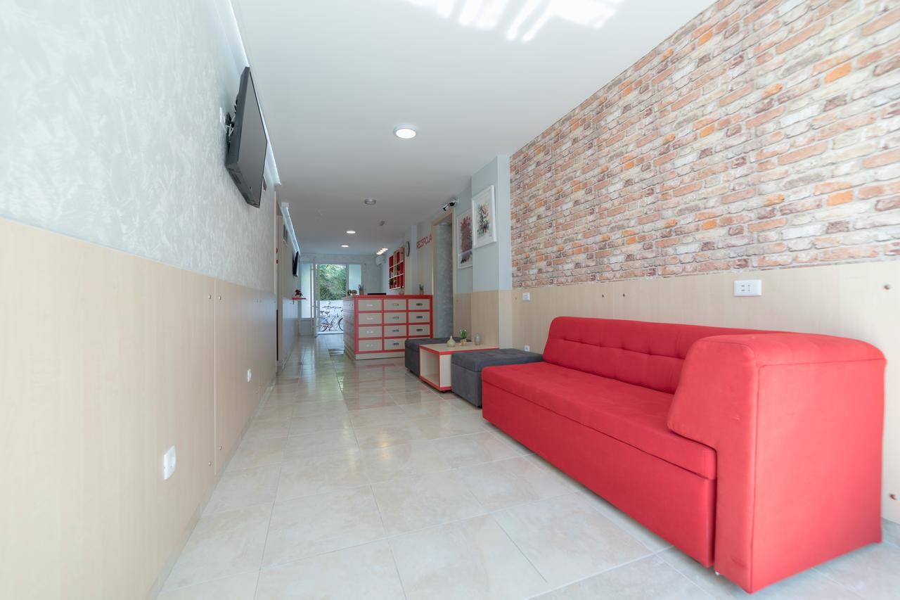 Hostel 88